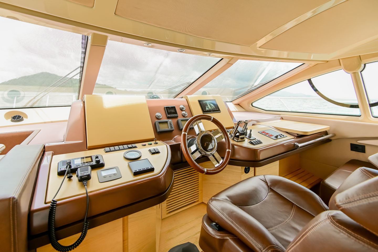 Yacht For Sale - Azimut 58