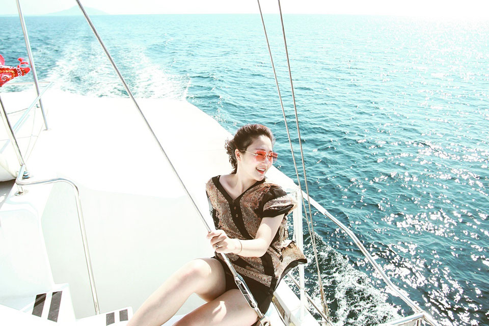 Coral Racha Island By Catamaran Yacht